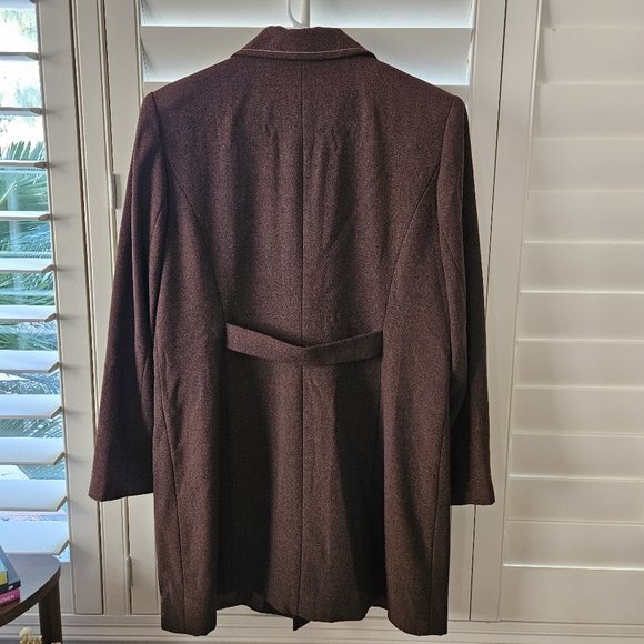 Vintage Coat - Picture 9 of 11